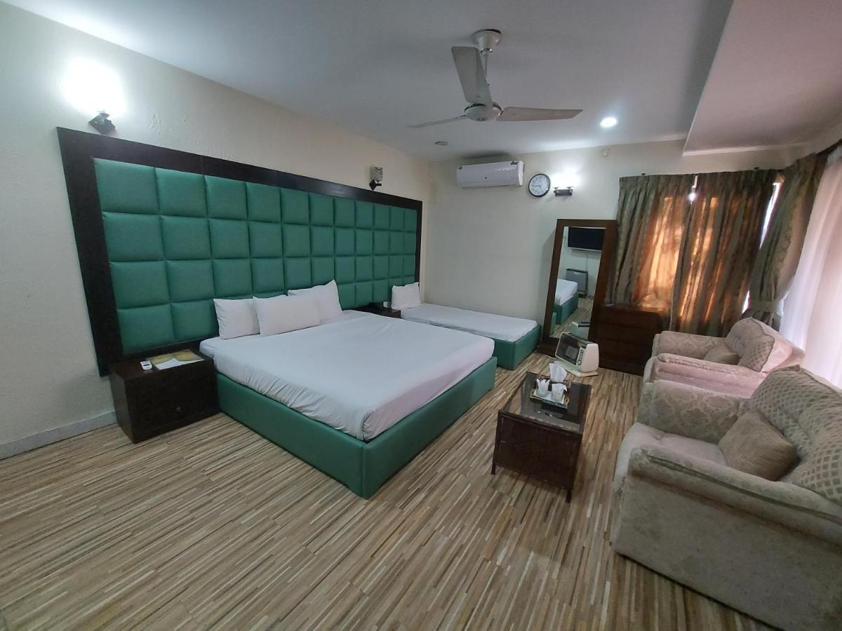 Casa Blanca Boutique Guest House Исламабад Екстериор снимка