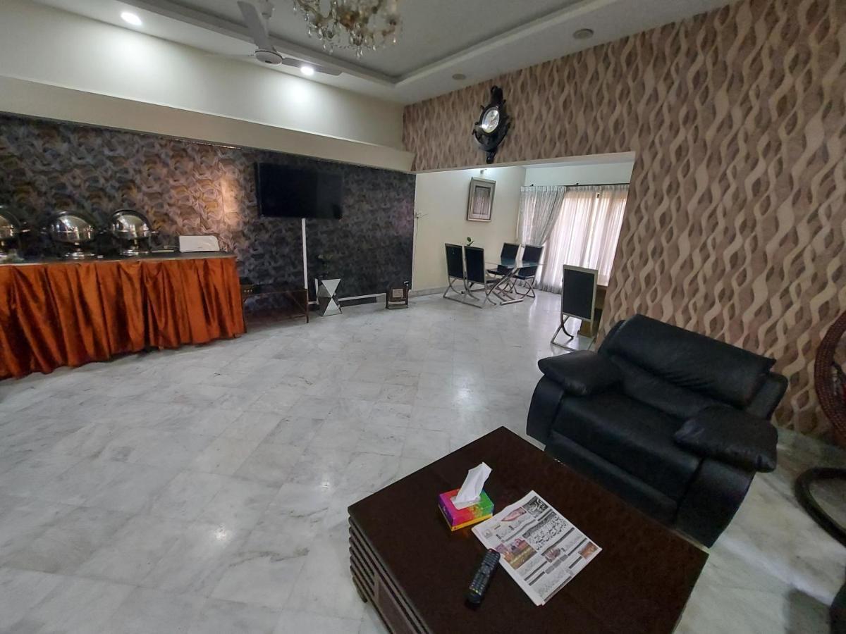 Casa Blanca Boutique Guest House Исламабад Екстериор снимка