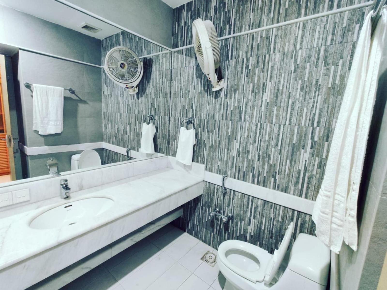 Casa Blanca Boutique Guest House Исламабад Екстериор снимка