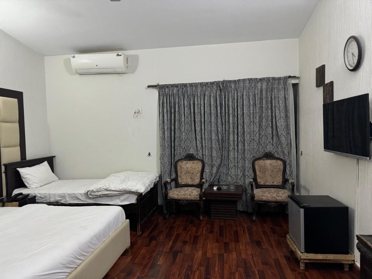 Casa Blanca Boutique Guest House Исламабад Екстериор снимка