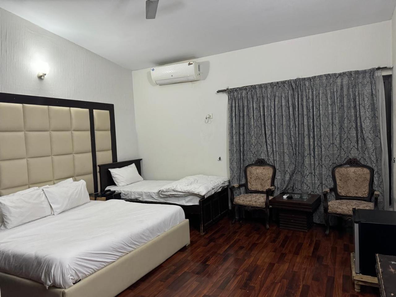 Casa Blanca Boutique Guest House Исламабад Екстериор снимка